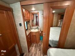 2017 Winnebago Sightseer 36Z, $ 105,000