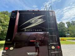 2017 Winnebago Sightseer 36Z, $ 105,000