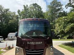 2017 Winnebago Sightseer 36Z, $ 105,000