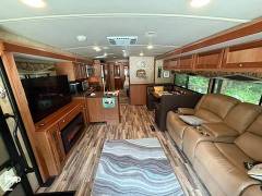 2017 Winnebago Sightseer 36Z, $ 105,000