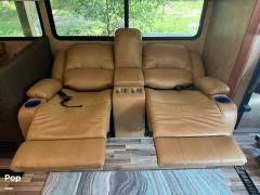 2017 Winnebago Sightseer 36Z, $ 105,000