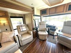 2017 Newmar Ventana LE 3412, $ 139,000