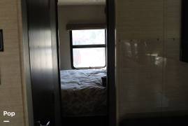 2019 Jayco Greyhawk 30X, $ 77,900