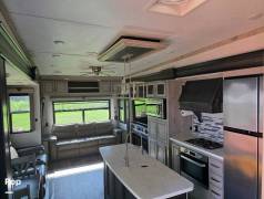 2021 Keystone Alpine 3220RL, $ 41,900