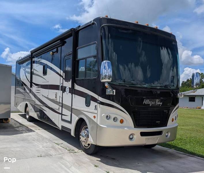 2009 Tiffin Allegro Bay 37QSB, $ 55,600