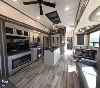 2022 CrossRoads Hampton 375DBL, $ 53,400