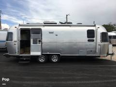 2016 Airstream Flying Cloud 25FB, $ 77,800