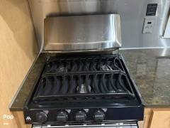 2016 Airstream Flying Cloud 25FB, $ 77,800