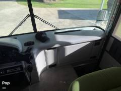 1996 Country Coach Intrigue 40 Wisteria, $ 88,900