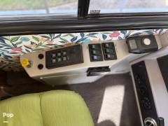1996 Country Coach Intrigue 40 Wisteria, $ 88,900