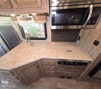 2019 Jayco Precept 33U, $ 86,200