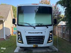 2023 Thor Industries Resonate 29D, $ 106,000