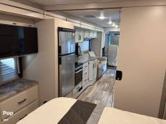 2023 Thor Industries Resonate 29D, $ 106,000