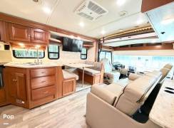 2019 Winnebago Sunstar 27PE, $ 63,000