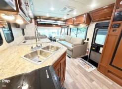 2019 Winnebago Sunstar 27PE, $ 63,000