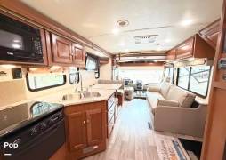 2019 Winnebago Sunstar 27PE, $ 63,000