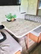 2019 Winnebago Sunstar 27PE, $ 63,000