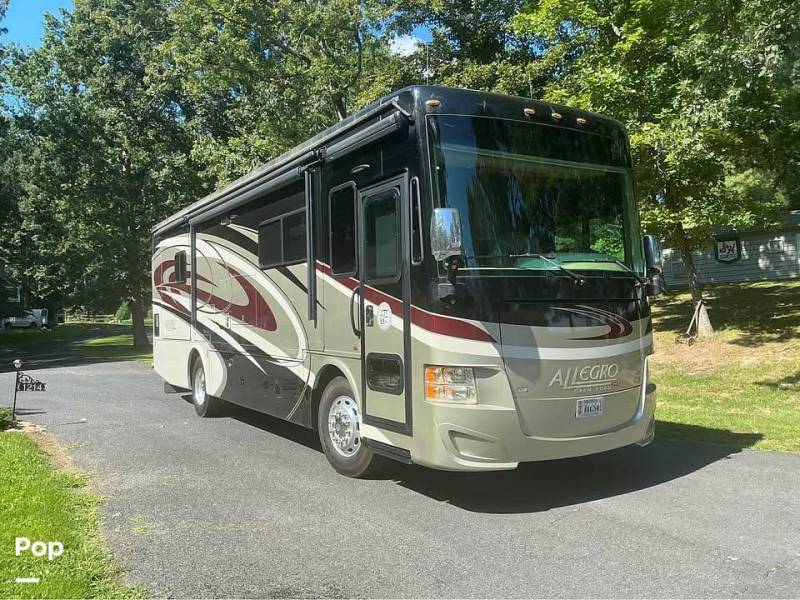 2015 Tiffin Allegro RED 33AA, $ 127,500