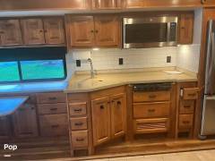 2015 Tiffin Allegro RED 33AA, $ 127,500