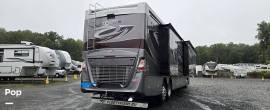 2022 Fleetwood Discovery LXE 44B, $ 299,900