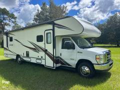 2019 Winnebago Outlook 31N, $ 49,500