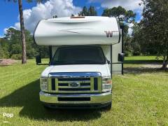 2019 Winnebago Outlook 31N, $ 49,500