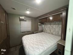 2019 Winnebago Outlook 31N, $ 49,500
