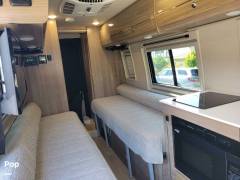 2020 Winnebago Boldt 70KL, $ 106,000