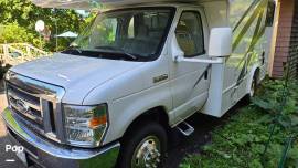 2025 Thor Motor Coach Chateau 19Z, $ 76,200