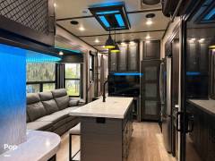 2022 Grand Design Momentum 399TH-R, $ 79,200
