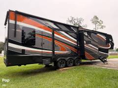 2022 Grand Design Momentum 399TH-R, $ 79,200