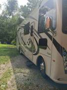 2018 Thor Motor Coach Windsport 29M, $ 62,300