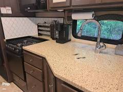 2018 Thor Motor Coach Windsport 29M, $ 62,300