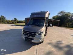 2023 Tiffin Wayfarer 25TW, $ 128,000