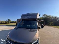 2023 Tiffin Wayfarer 25TW, $ 128,000