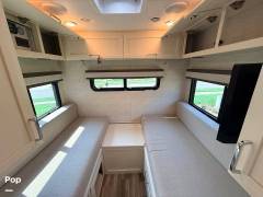 2023 Tiffin Wayfarer 25TW, $ 128,000
