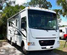 2013 Winnebago Vista 26HE, $ 37,800