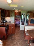 2013 Winnebago Vista 26HE, $ 37,800