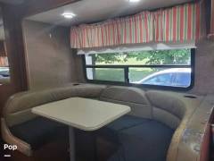 2015 Coachmen Concord 300DS, $ 58,400