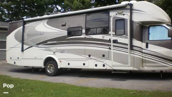 2015 Coachmen Concord 300DS, $ 58,400