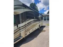 2015 Coachmen Concord 300DS, $ 58,400