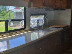 2015 Coachmen Concord 300DS, $ 58,400