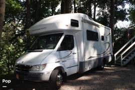 2006 Winnebago View 23H, $ 35,995