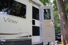 2006 Winnebago View 23H, $ 35,995