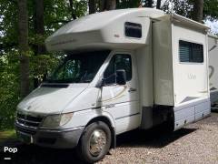 2006 Winnebago View 23H, $ 35,995
