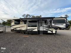 2017 Grand Design Momentum 376TH, $ 49,900