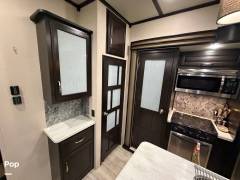 2017 Grand Design Momentum 376TH, $ 49,900