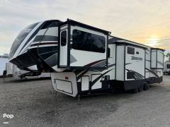 2017 Grand Design Momentum 376TH, $ 49,900