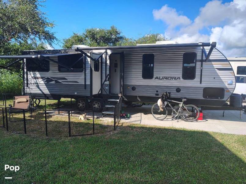 2025 Forest River Aurora 32RLTS, $ 27,990