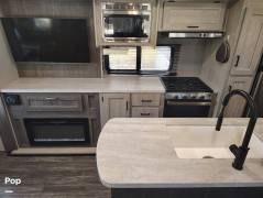 2025 Forest River Aurora 32RLTS, $ 27,990